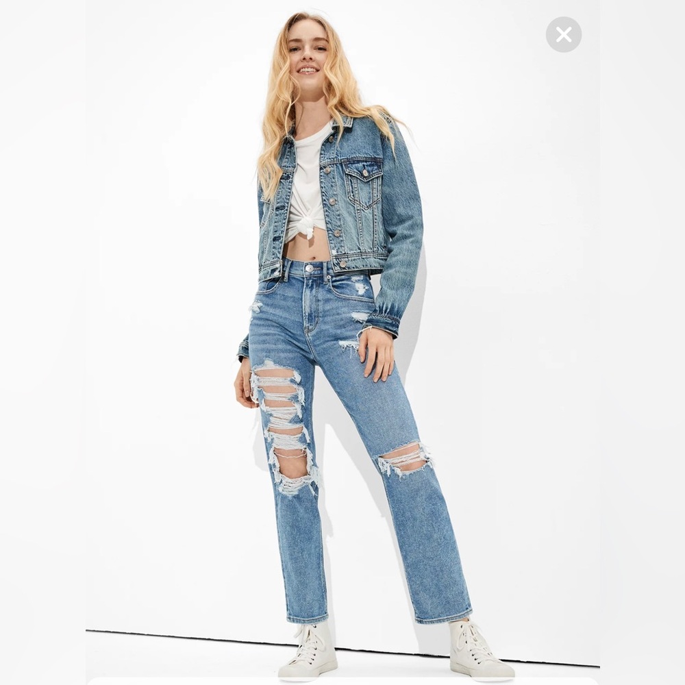 AE Stretch Highest Waist '90s Boyfriend Jean destroyed light wash sz 12
